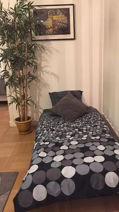 Paris 16 -Near Champs-Elysees 75M2 Apartment