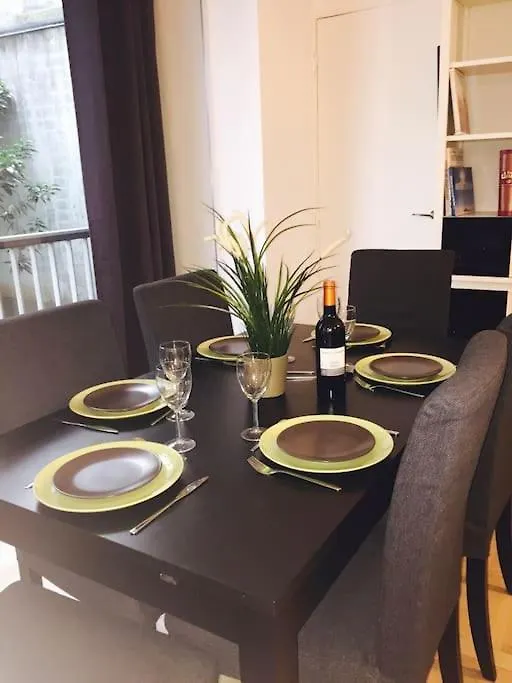 Paris 16 -Near Champs-Elysees 75M2