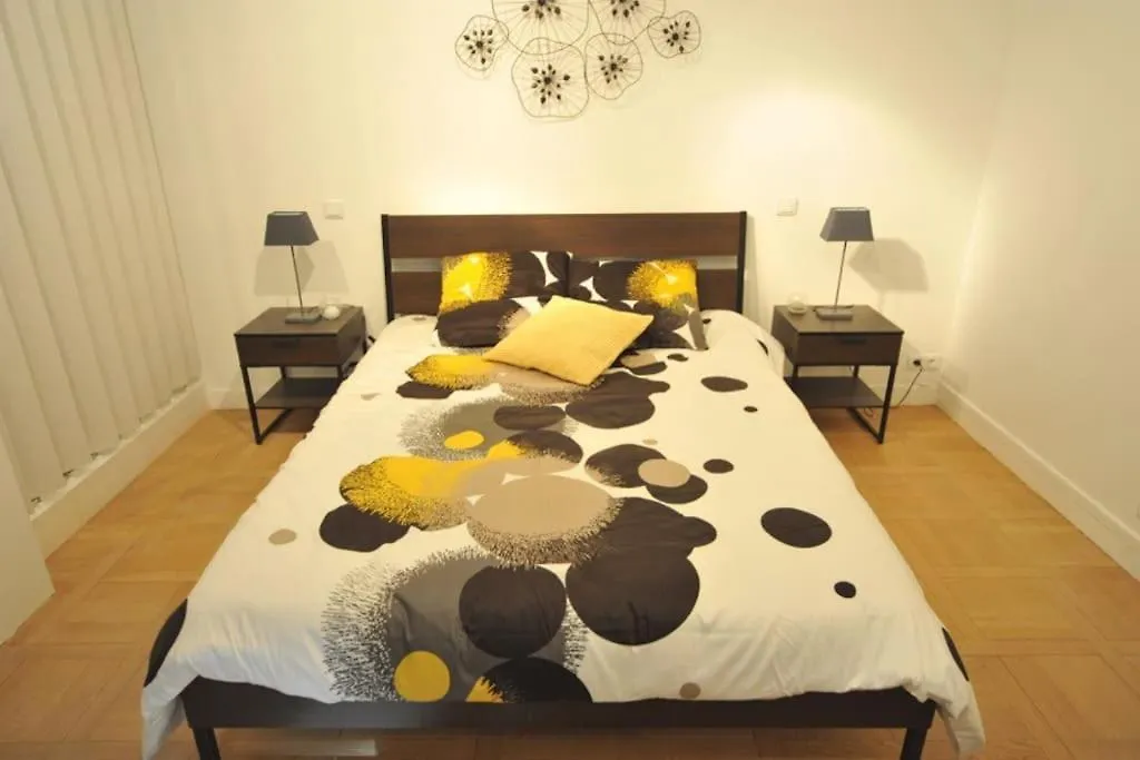 Apartment Paris 16 -Near Champs-Elysees 75M2 France